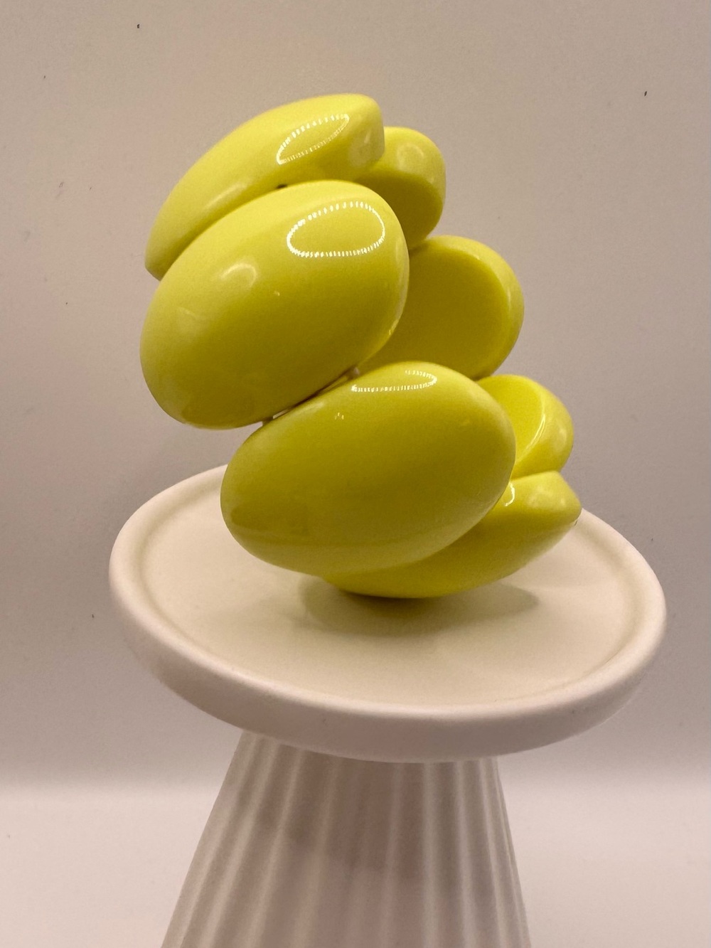 Retro Chunky Acrylic Glossy Yellow Acrylic Stretch Bracelet